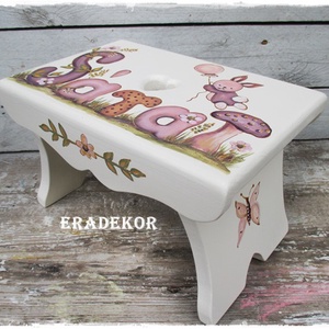 A repülő nyuszi meséje, névre szóló sámlik  keresztelőre - otthon & életmód - babaszoba, gyerekszoba - gyerek szék, sámli - Meska.hu