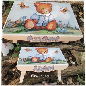 Kisfiúnak ajándék keresztelőre születésnapra mesés sámli névreszóló - játék & sport - keresztelőajándékok - Meska.hu