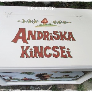 Süni az erdőben, játéktároló láda  keresztelőre - játék & sport - keresztelőajándékok - Meska.hu