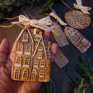 Rusztikus házak karácsonyfadíszek 8 db/szett - karácsony - karácsonyi lakásdekoráció - karácsonyfadíszek - Meska.hu