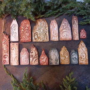 Rusztikus házak karácsonyfadíszek 16 db/szett - karácsony - karácsonyi lakásdekoráció - karácsonyfadíszek - Meska.hu