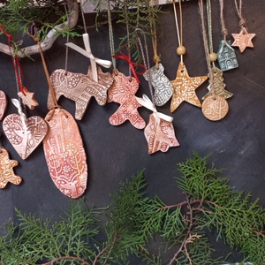 Tradicionális rusztikus karácsonyfadíszek 18 db/szett, Karácsony, Karácsonyi lakásdekoráció, Karácsonyfadíszek, Festett tárgyak, MESKA