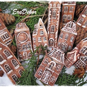 Vintage  karácsonyi házak 5db karácsonyfadísz - karácsony - karácsonyi lakásdekoráció - karácsonyfadíszek - Meska.hu