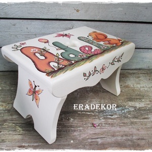 Névre szóló sámli kislányoknak keresztelőre - játék & sport - babalátogató ajándékcsomag - Meska.hu