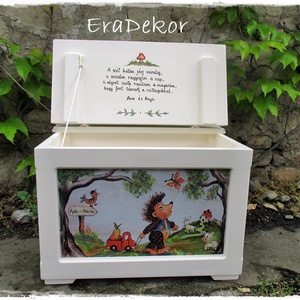 Sünis  játéktároló láda kisfiúk keresztelőjére - Meska.hu