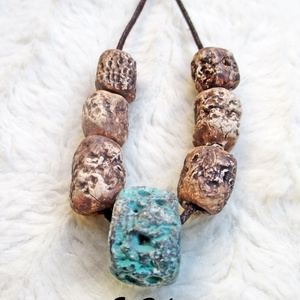 Rusztikus, egy kis türkizzel - ékszer - nyaklánc - medálos nyaklánc - Meska.hu