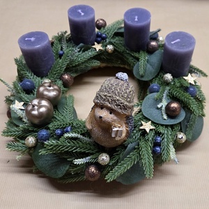 Adventi koszorú- kék, Karácsony, Adventi díszek, Adventi koszorú, Virágkötés, MESKA