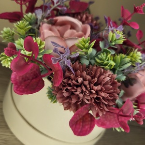 Selyem szirmok - otthon & életmód - dekoráció - asztal és polc dekoráció - asztaldísz - Meska.hu