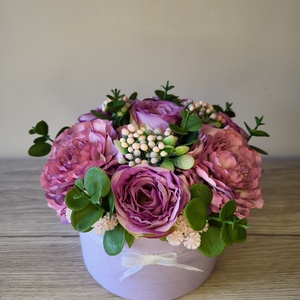 Lila selyemvirágok - otthon & életmód - dekoráció - asztal és polc dekoráció - asztaldísz - Meska.hu