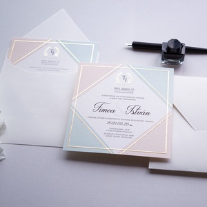 Aranyozott geometrikus esküvői meghívó, egyedi díszborítékkal, barackvirág és türkiz színű meghívó, aranyozott  - esküvő - meghívó & kártya - meghívó - Meska.hu
