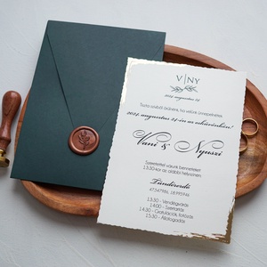 Aranyozott esküvői meghívó különleges sötétzöld borítékkal, pecsét, viaszpecsét, leveles meghívó - Meska.hu