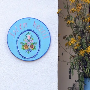 Isten hozott tábla kézzel festett fa , Otthon & Életmód, Ház & Kert, Isten hozott tábla, , MESKA