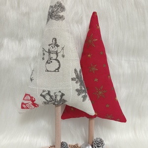 Textilből készült karácsonyi dekoráció  kézzel készített fenyőfa - 9. - karácsony - karácsonyi lakásdekoráció - karácsonyi lakásdíszek - Meska.hu