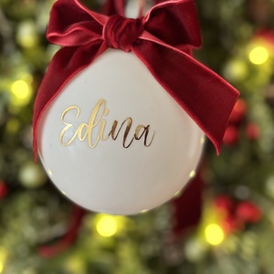 Egyedi feliratos karácsonyi gömbök többféle színben - karácsony - karácsonyi lakásdekoráció - karácsonyfadíszek - Meska.hu