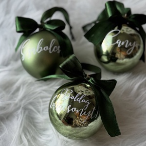 Egyedi feliratos karácsonyi gömbök többféle színben - karácsony - karácsonyi lakásdekoráció - karácsonyfadíszek - Meska.hu