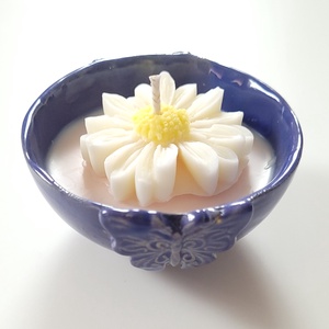 Nőnapi százszorszép gyertya, bazsarózsa illat - otthon & életmód - gyertya, illat, aroma - gyertya - Meska.hu