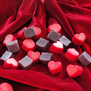 Lovely black cat almás illatviasz - otthon & életmód - gyertya, illat, aroma - illatviasz - Meska.hu Lovely black cat almás illatviasz - otthon & életmód - gyertya, illat, aroma - illatviasz - Meska.hu