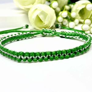  Fonott karkötő  -fehér-zöld színű, gyöngyös díszítéssel, Ékszer, Karkötő, Fonott karkötő, Csomózás, Ékszerkészítés, MESKA