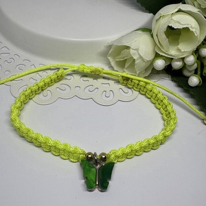 yedi Kézzel Készített Neon Zöld Makramé Karkötő Zöld Pillangó Medállal, Ékszer, Karkötő, Karkötő medállal, Csomózás, Ékszerkészítés, MESKA