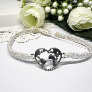 Fonott makramé  szíves karkötő fehér  - ékszer - karkötő - karkötő medállal - Meska.hu