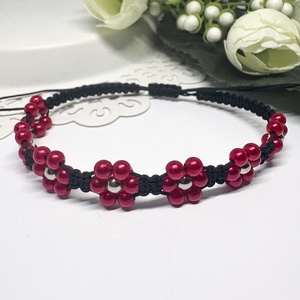 Fonott makramé gyöngy virág mintás  - ékszer - karkötő - fonott karkötő - Meska.hu