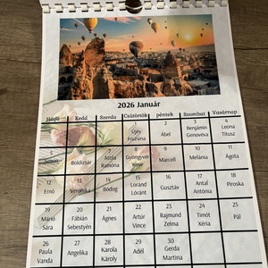 Prémium Egyedi Falinaptár Fotókkal és Személyre Szabható Névnapokkal - otthon & életmód - dekoráció - fali és függő dekoráció - falinaptár & öröknaptár - Meska.hu