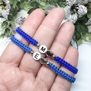 Páros Betűs Karkötő Szett � Egyedi Valentin-napi Ajándék Szerelmeseknek - ékszer - karkötő - fonott karkötő - Meska.hu