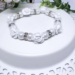 Rózsás karkötő  � személyre szabható névvel, Ékszer, Karkötő, Bogyós karkötő, Ékszerkészítés, Gyöngyfűzés, gyöngyhímzés, MESKA