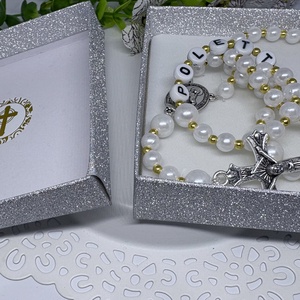  Egyedi gyöngyös rózsafüzér � személyre szabható névvel ???? - ékszer - nyaklánc - monogram & névnyaklánc - Meska.hu