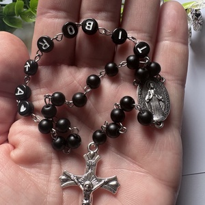  Egyedi gyöngyös rózsafüzér � személyre szabható névvel ????, Ékszer, Nyaklánc, Monogram & Névnyaklánc, Ékszerkészítés, Gyöngyfűzés, gyöngyhímzés, MESKA