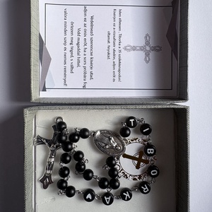  Egyedi gyöngyös rózsafüzér � személyre szabható névvel ???? - ékszer - nyaklánc - monogram & névnyaklánc - Meska.hu