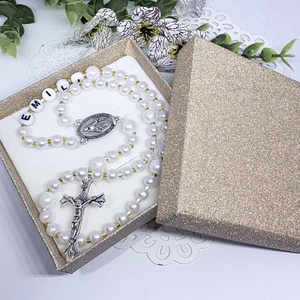    Fehér rózsafüzér díszdobozban keresztelő ajándék - otthon & életmód - vallás - lánc & füzér - Meska.hu