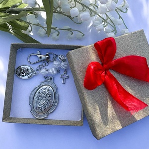Szent Kristóf Védelmező Kulcstartó � Elegáns Ajándék Díszdobozban - Meska.hu