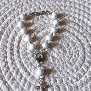 Autós tizedes rózsafüzér � Fehér ónix ásványból, Szent Júdás Tádé éremmel - otthon & életmód - autó - visszapillantó dísz - Meska.hu