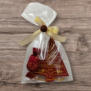 Átadásra kész hímzett karácsonyi ajándékcsomag , Karácsony, Karácsonyi lakásdekoráció, Karácsonyfadíszek, Hímzés, MESKA