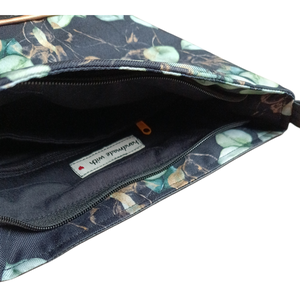 Női válltáska, crossbody/ kistáska - táska & tok - kézitáska & válltáska - vállon átvethető táska - Meska.hu