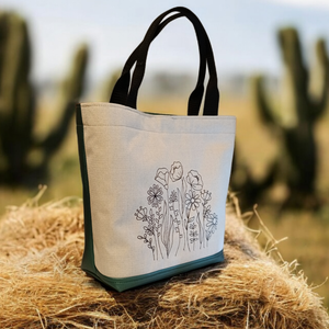 Vadvirágos hímzett zöld válltáska, Táska & Tok, Bevásárlás & Shopper táska, Shopper, textiltáska, szatyor, Varrás, Hímzés, MESKA