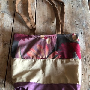 Lila virágos csak egy van táska AKCIÓÓÓÓÓ!!!!! - táska & tok - bevásárlás & shopper táska - shopper, textiltáska, szatyor - Meska.hu