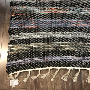 Fekete-színes csíkos szőnyeg - otthon & életmód - lakástextil - szőnyeg - szövött szőnyeg - Meska.hu