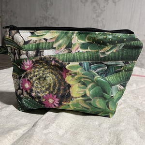 Kaktuszmintás neszeszer - táska & tok - pénztárca & más tok - kártyatartó & irattartó - Meska.hu