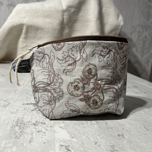 Virágos neszeszer - táska & tok - pénztárca & más tok - kártyatartó & irattartó - Meska.hu