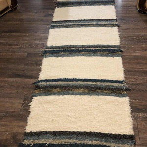 Csíkos puha, vastag szőnyeg, Otthon & Életmód, Lakástextil, Szőnyeg, Szövött szőnyeg, Szövés, MESKA