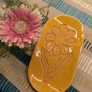 Ovális kínálótál csipke virágos - művészet - szobor - kerámia - Meska.hu