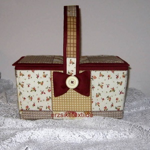 Kézimunka-  vagy  varrókosár  sárga-viágosbarna-apró virágos, rózsás patchwork  mintás anyagból - Meska.hu