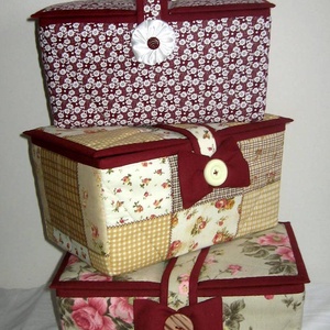 Varró- vagy kézimunka kosár bézs alapon rózsás -  - Meska.hu