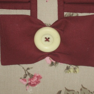 Varró- vagy kézimunka kosár bézs alapon rózsás -  - Meska.hu