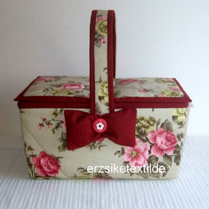 Varró- vagy kézimunka kosár bézs alapon rózsás - Meska.hu