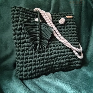 Horgolt, zöld oldaltáska levéldísszel, Táska & Tok, Kézitáska & válltáska, Alkalmi táska, Csomózás, Horgolás, MESKA