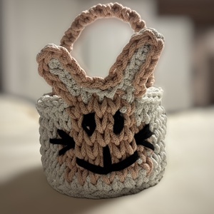 Horgolt húsvéti kosár tojásgyűjtésre - ünnepi díszek, dekorációk - húsvéti díszek és dekorációk - húsvéti kosár - Meska.hu