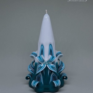 Flower Pyramid- faragott gyertya - Meska.hu